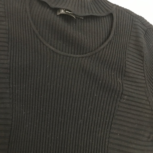 Black mock turtle with cut out sweater - Picture 3 of 10